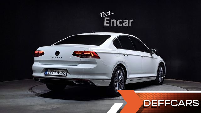 Volkswagen PASSAT 2.0 TDI Premium купить на сайте DeffCars