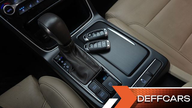 Hyundai GRANDEUR 2.4 Premium Special купить на сайте DeffCars
