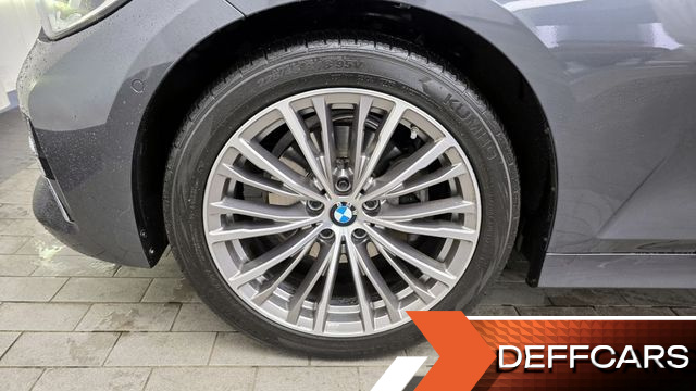 BMW 3-SERIES 320d xDrive Luxury купить на сайте DeffCars