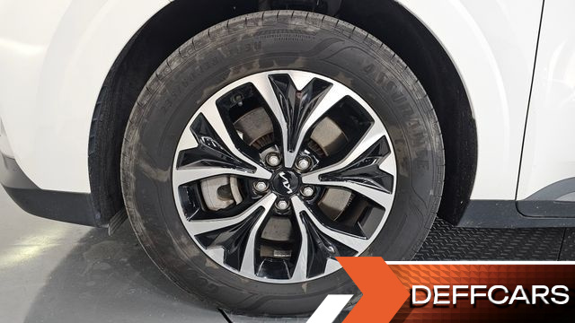 Kia CARNIVAL 9-Seater Prestige купить на сайте DeffCars