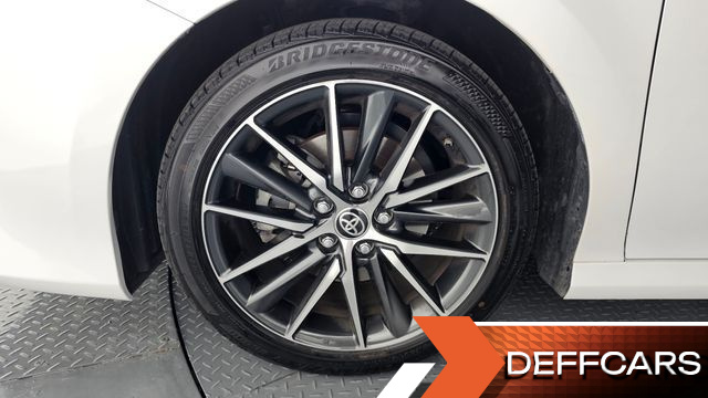 Toyota CAMRY 2.5 XLE Hybrid купить на сайте DeffCars