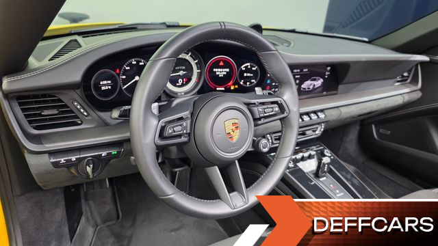 Porsche 911 Carrera 4 GTS Cabriolet купить на сайте DeffCars