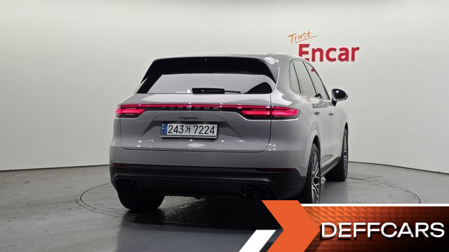 Porsche CAYENNE 3.0 PLATINUM EDITION купить на сайте DeffCars