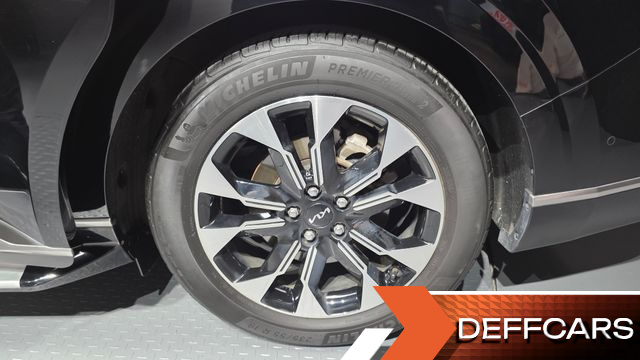 Kia CARNIVAL Gasoline 7-Seater Hi-Limousine Signature купить на сайте DeffCars