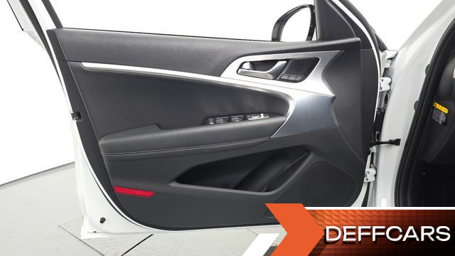 Genesis G70 2.0T Elite купить на сайте DeffCars
