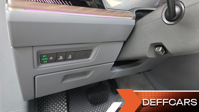 Volkswagen TOUAREG 3.0 TDI Prestige купить на сайте DeffCars