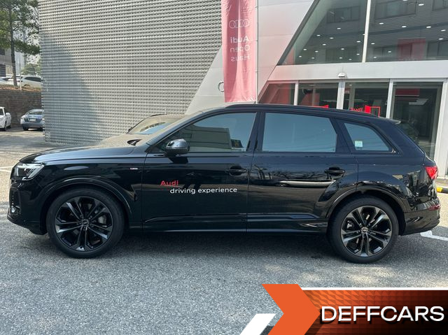 Audi Q7 55 TFSI Quattro Premium купить на сайте DeffCars