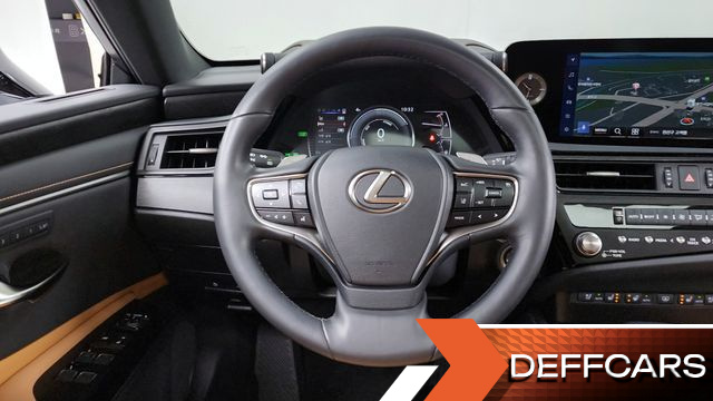 Lexus ES F-Sport Design Package купить на сайте DeffCars