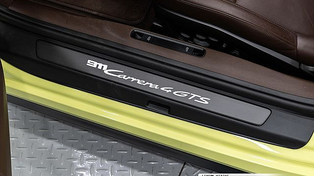 Porsche 911 Carrera 4 GTS Cabriolet купить на сайте DeffCars