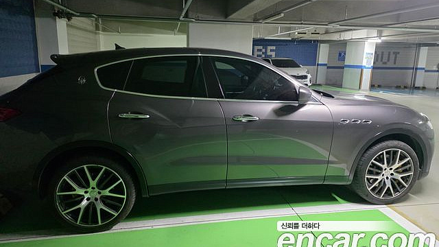 Maserati LEVANTE 3.0 S AWD купить на сайте DeffCars