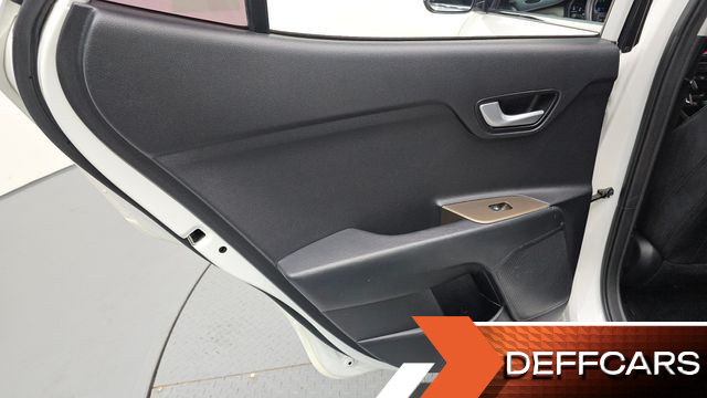 Kia STONIC 1.4 Prestige купить на сайте DeffCars