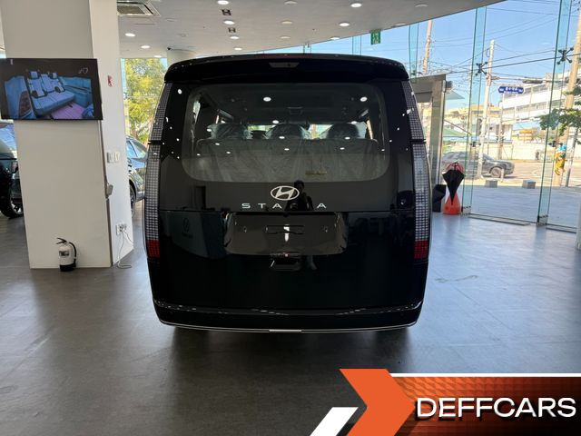 Hyundai STARIA Lounge 7-Seater Inspiration купить на сайте DeffCars