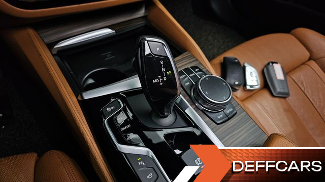 BMW 5-SERIES 520d M Sport Package Plus купить на сайте DeffCars