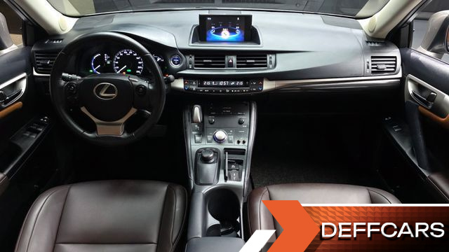 Lexus CT200H 1.8 Supreme ZWA10 купить на сайте DeffCars