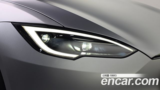 Tesla MODEL S AWD купить на сайте DeffCars
