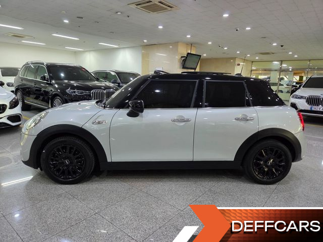 Mini COOPER 5Door Standard 3rd купить на сайте DeffCars