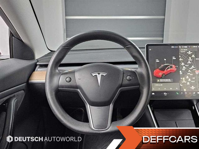 Tesla MODEL 3 Long Range AWD купить на сайте DeffCars