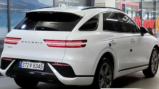 Genesis GV70 2.2 Diesel 2WD купить на сайте DeffCars