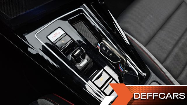 Volkswagen GOLF 2.0 GTI купить на сайте DeffCars