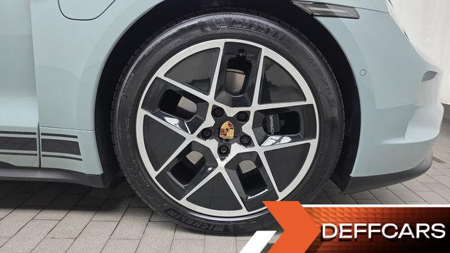 Porsche TAYCAN 4S купить на сайте DeffCars