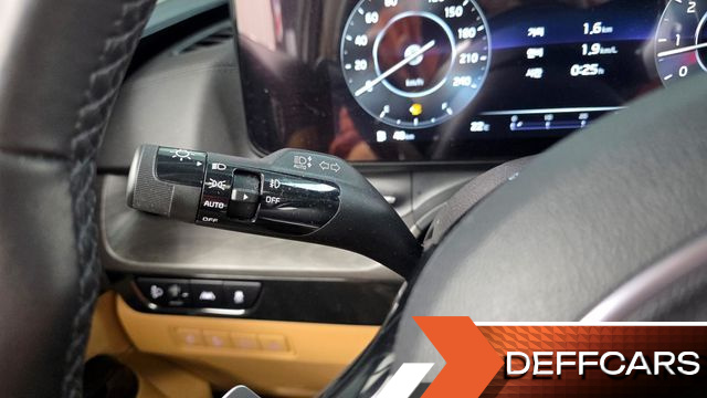 Kia CARNIVAL Gasoline 9-Seater Signature купить на сайте DeffCars