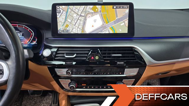 BMW 5-SERIES 520i M Sport купить на сайте DeffCars