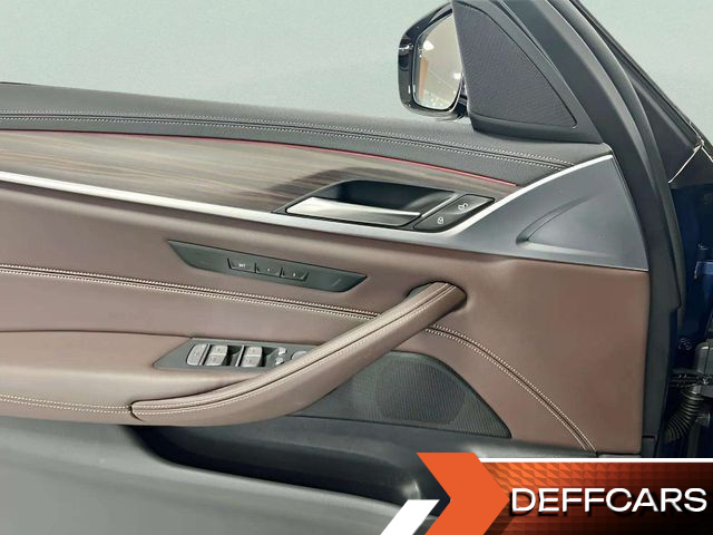 BMW 5-SERIES 523d xDrive Luxury купить на сайте DeffCars