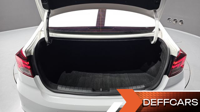 Hyundai AVANTE 1.6 Style купить на сайте DeffCars