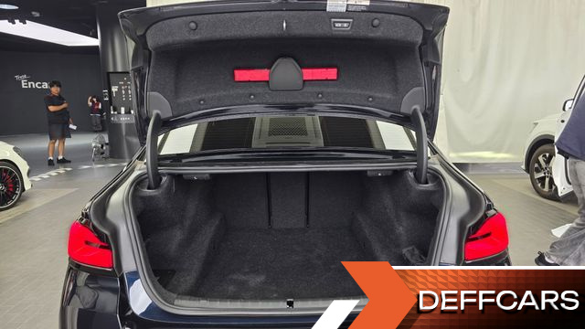 BMW 5-SERIES 520i M Sport купить на сайте DeffCars
