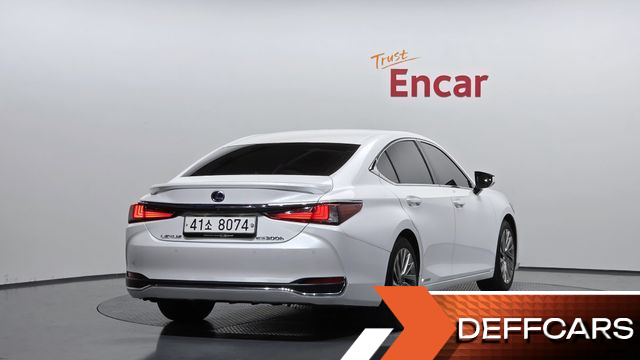 Lexus ES Luxury Plus купить на сайте DeffCars