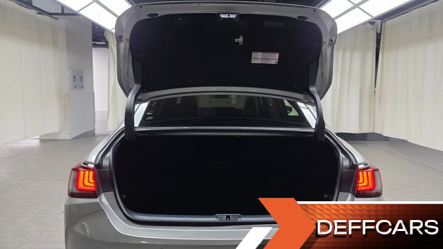 Lexus ES Luxury Plus купить на сайте DeffCars