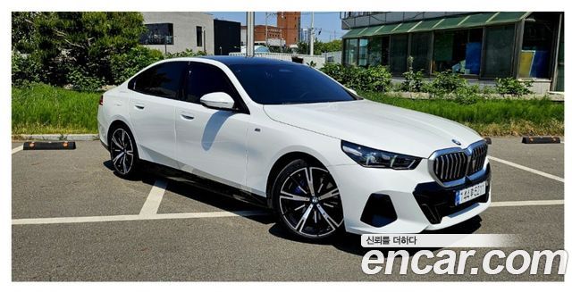 BMW 5-SERIES 530i xDrive M Sport купить на сайте DeffCars