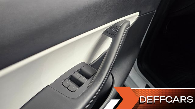 Tesla MODEL Y Long Range AWD купить на сайте DeffCars