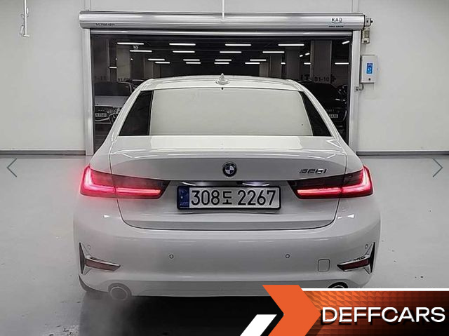 BMW 3-SERIES 320i Luxury купить на сайте DeffCars