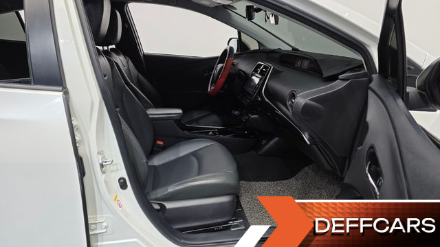 Toyota PRIUS 1.8 E купить на сайте DeffCars