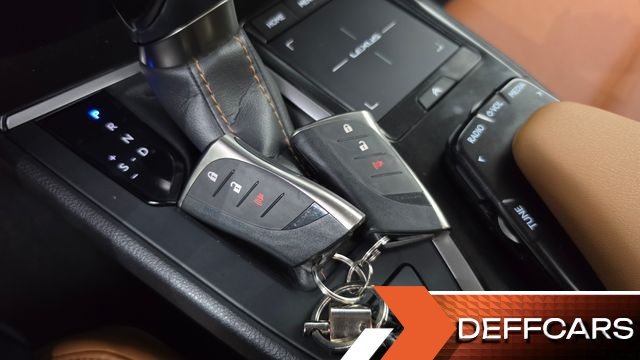 Lexus UX 2.0 2WD купить на сайте DeffCars