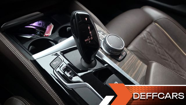 BMW 5-SERIES 520d Luxury Plus купить на сайте DeffCars
