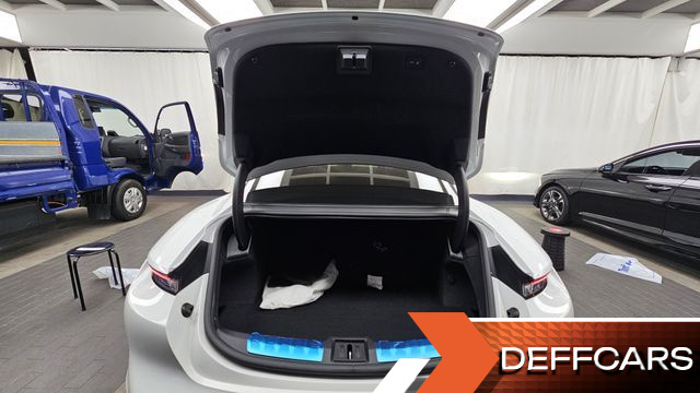 Porsche TAYCAN Base купить на сайте DeffCars