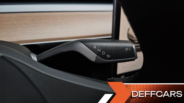 Tesla MODEL Y RWD купить на сайте DeffCars