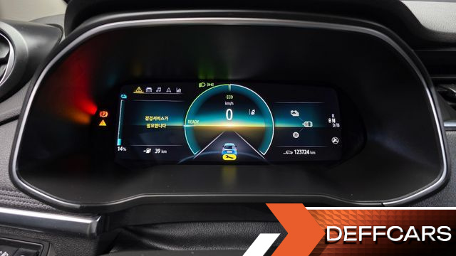 Renault-KoreaSamsung ZOE Intens купить на сайте DeffCars