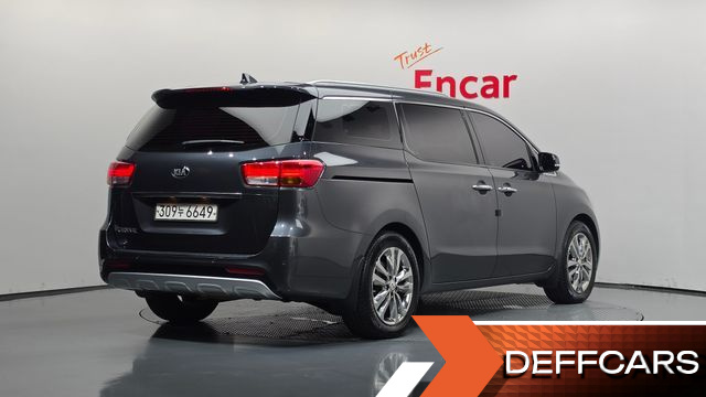 Kia CARNIVAL 9-seater Prestige купить на сайте DeffCars