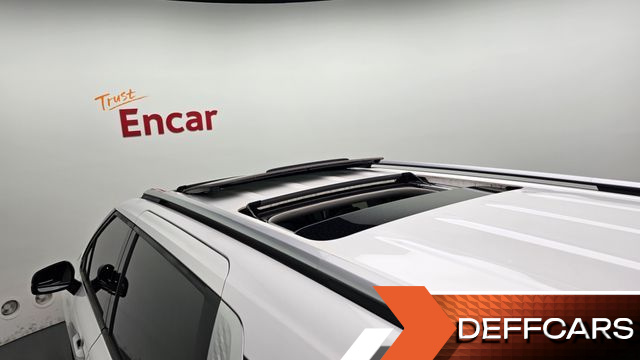 Kia CARNIVAL Gasoline 7-Seater Signature купить на сайте DeffCars