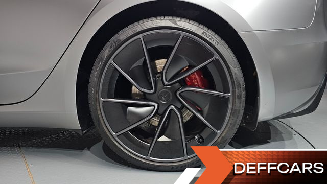 Tesla MODEL 3 Performance AWD купить на сайте DeffCars