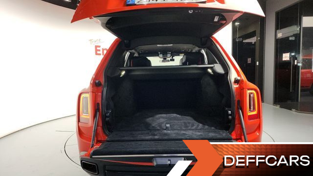 Rolls-Royce CULLINAN 6.7 V12 Black Badge купить на сайте DeffCars