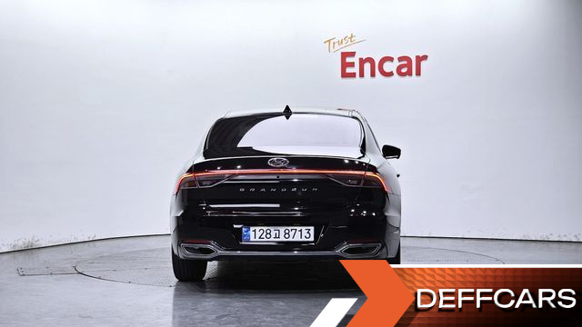 Hyundai GRANDEUR Le Blanc купить на сайте DeffCars