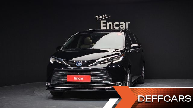 Toyota SIENNA 2.5 Hybrid AWD купить на сайте DeffCars