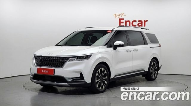 Kia CARNIVAL Gasoline 9-Seater Signature купить на сайте DeffCars