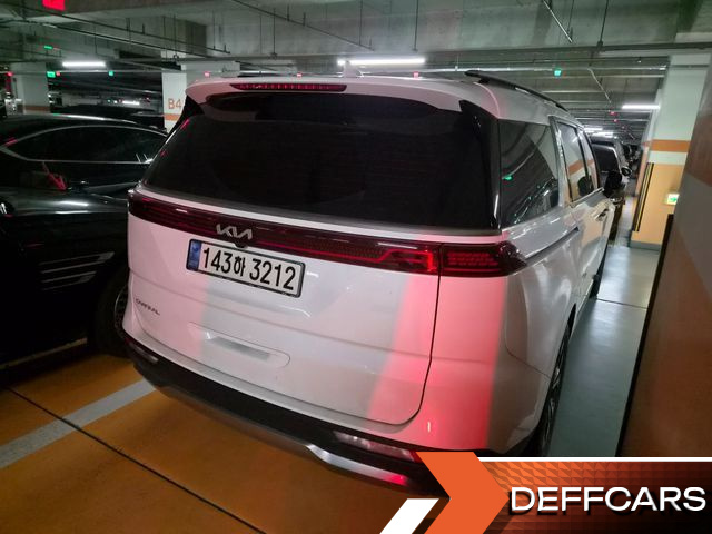 Kia CARNIVAL Gasoline 9-Seater Signature купить на сайте DeffCars