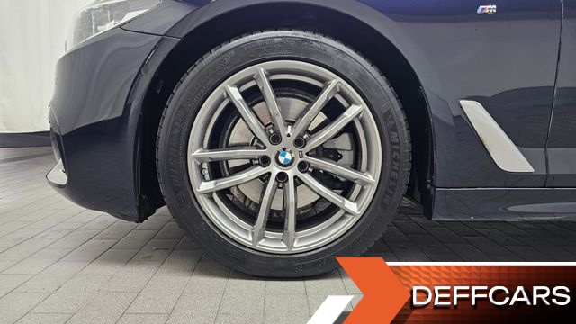 BMW 5-SERIES 520d M Sport Package Plus купить на сайте DeffCars