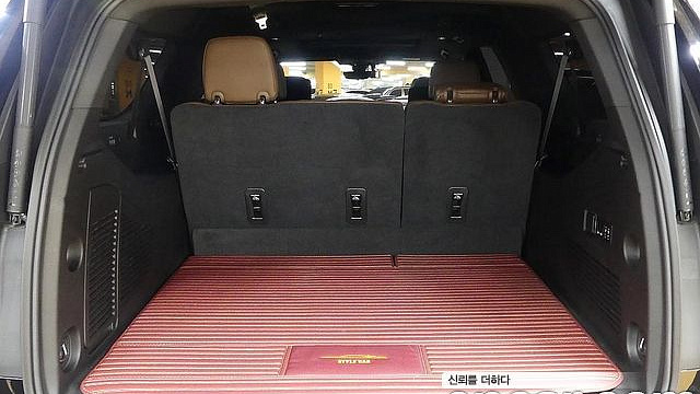 Chevrolet SURBURBAN 6.2 купить на сайте DeffCars
